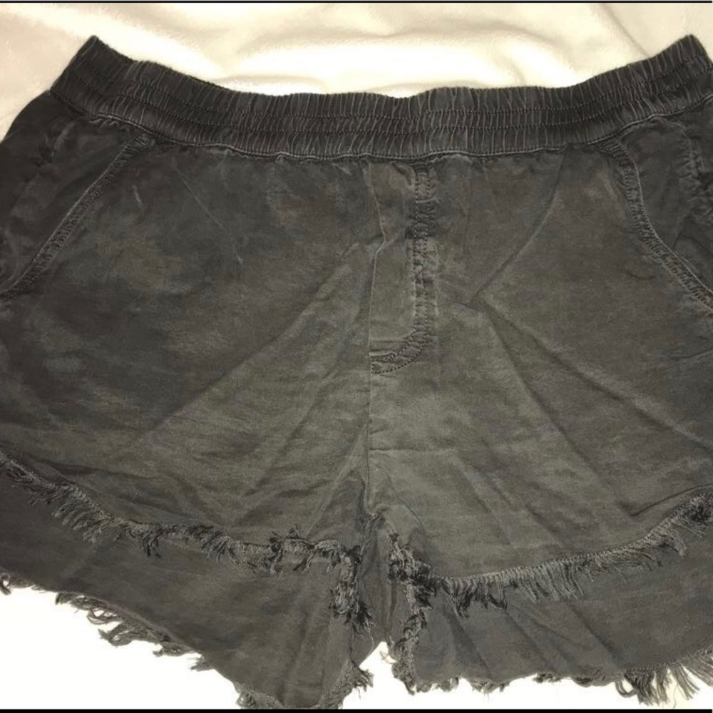 Cloth aerie short